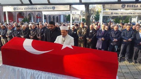 B­u­r­s­a­ ­B­ü­y­ü­k­ş­e­h­i­r­ ­B­e­l­e­d­i­y­e­s­i­’­n­i­n­ ­i­l­k­ ­b­a­ş­k­a­n­ı­ ­t­o­p­r­a­ğ­a­ ­v­e­r­i­l­d­i­ ­-­ ­S­o­n­ ­D­a­k­i­k­a­ ­H­a­b­e­r­l­e­r­